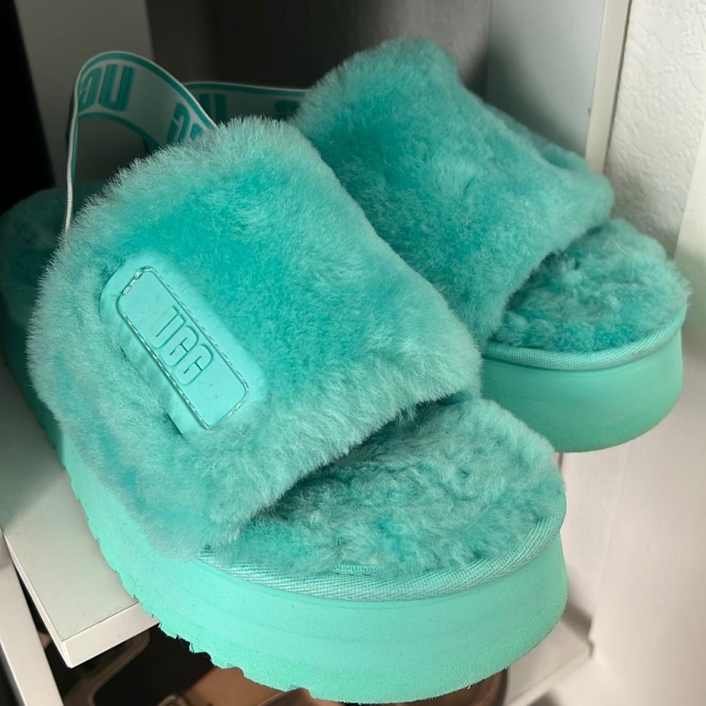 Turquoise UGGS 🤩